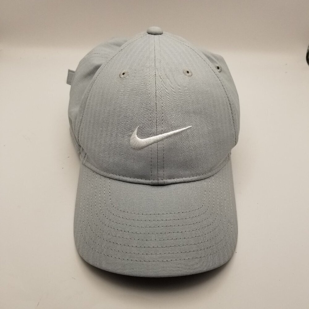 Nike Legacy91 Sport Performance Adjustable Hat - Gray
